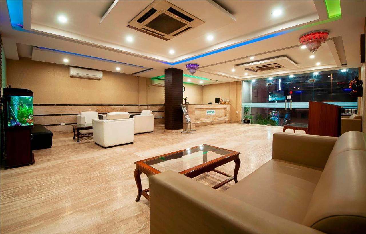 Fairmint Global Hotel Ню Делхи Екстериор снимка