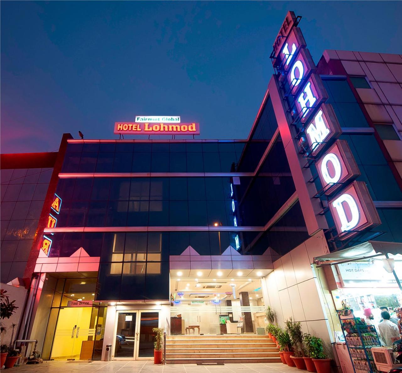 Fairmint Global Hotel Ню Делхи Екстериор снимка