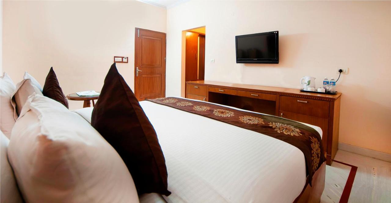 Fairmint Global Hotel Ню Делхи Екстериор снимка