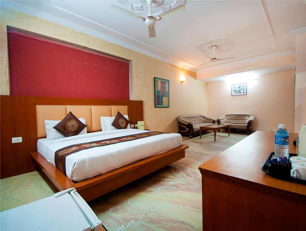 Fairmint Global Hotel Ню Делхи Екстериор снимка